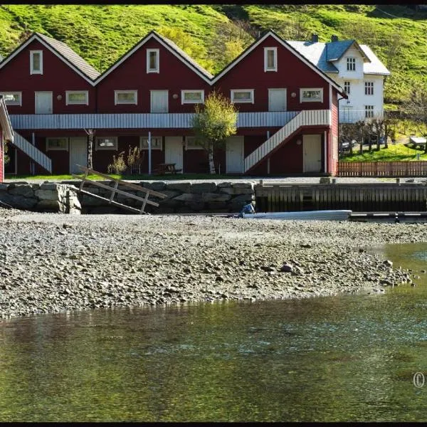 Grandane Feriehus，位于Holmedal的酒店