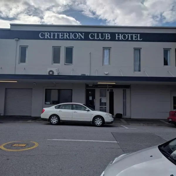 Criterion Club Hotel，位于Ophir的酒店