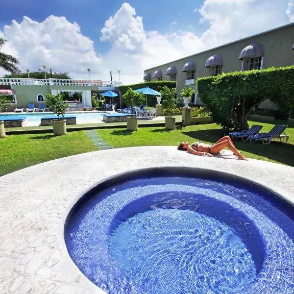 白墅海滨花园酒店，位于Banco Playa的酒店