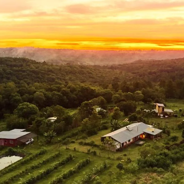 Granja La Lechuza Ecolodge，位于General Alberdi的酒店