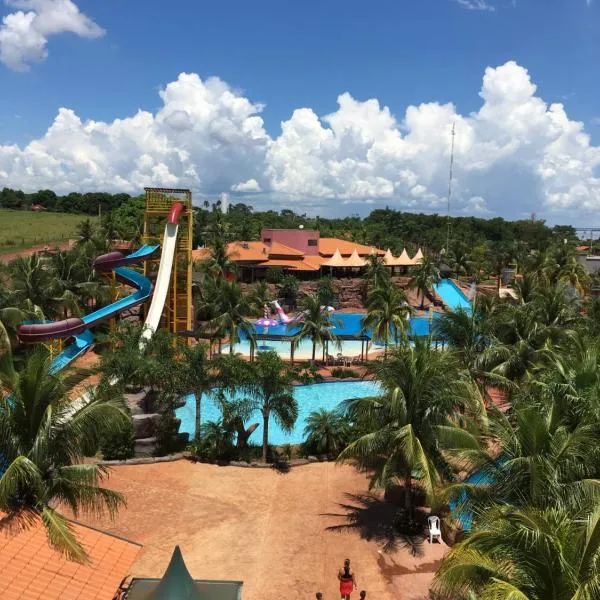 Grandes Lagos Resorts e Parque Aquático，位于Santa Clara dʼOeste的酒店