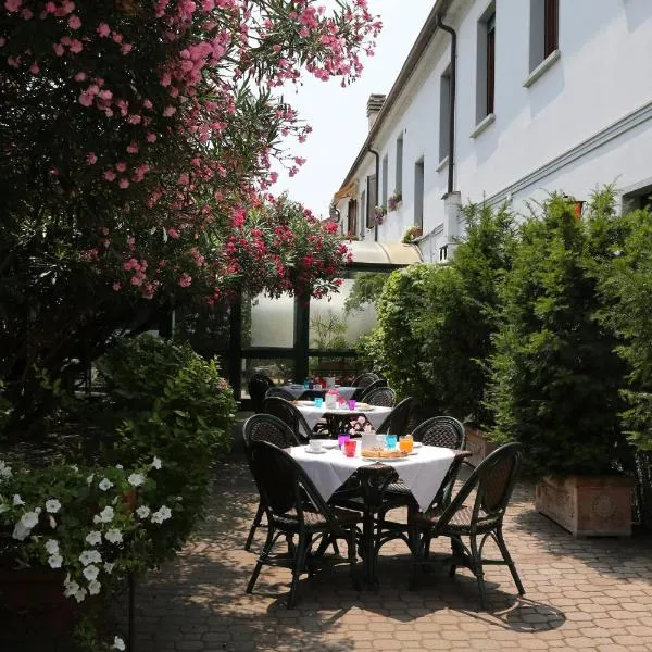 Hotel Il Granaio,位于曼托瓦诺港的酒店
