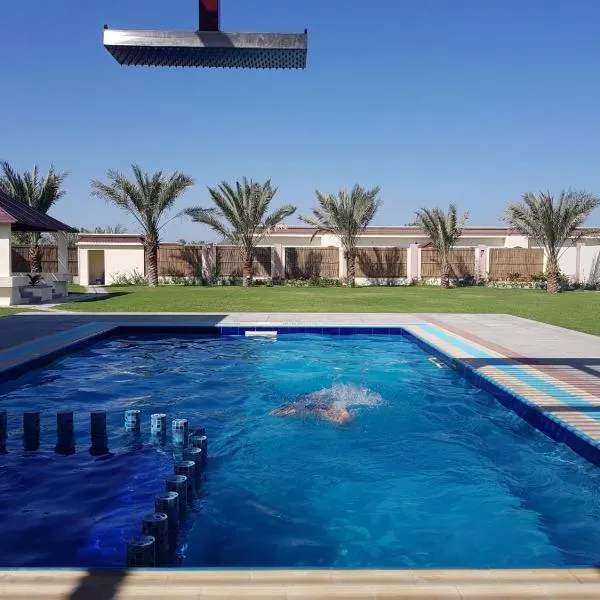 Asahalah Farm Pool Villas，位于Ad Duwaykah的酒店