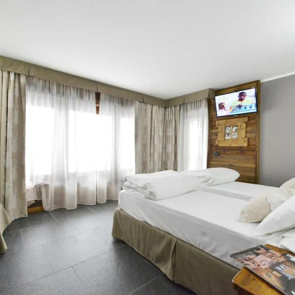 M4478 Mollino Rooms，位于布勒伊-切尔维尼亚的酒店