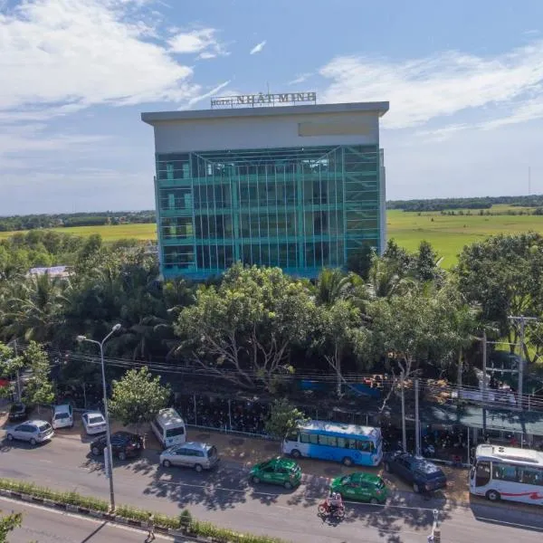 一明酒店，位于Hiệp Hòa的酒店