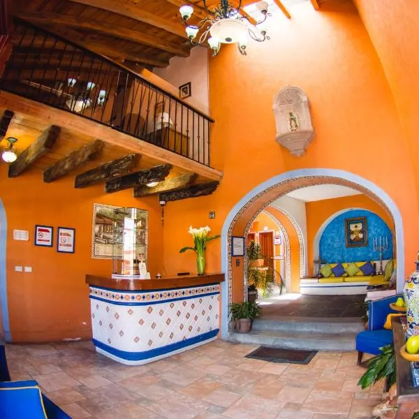 Hotel posada casa regia，位于Lucas Martín的酒店