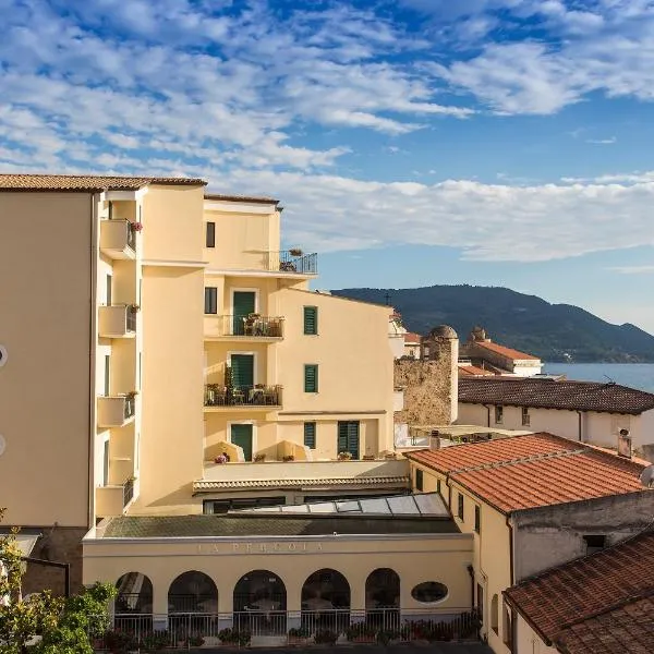 Hotel La Pergola，位于San Marco di Castellabate的酒店