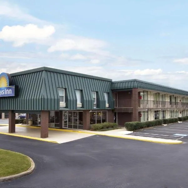 Days Inn by Wyndham Seneca-Clemson，位于Walhalla的酒店