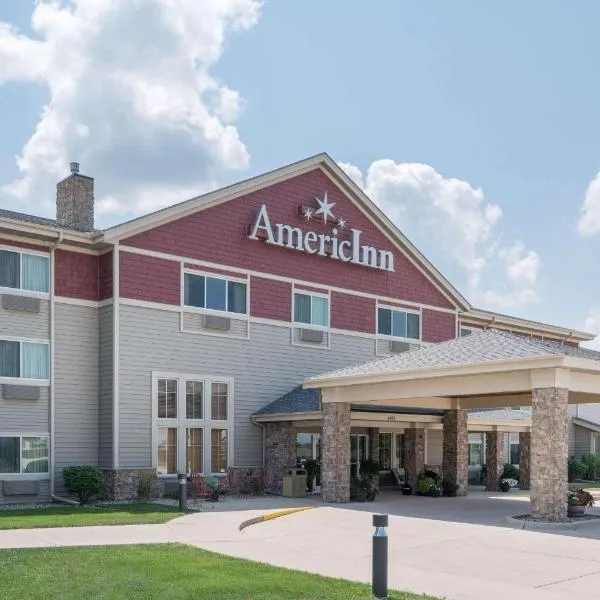 AmericInn by Wyndham Newton，位于牛顿的酒店