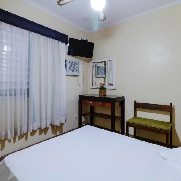 Hotel Acacia，位于南圣卡埃塔诺的酒店