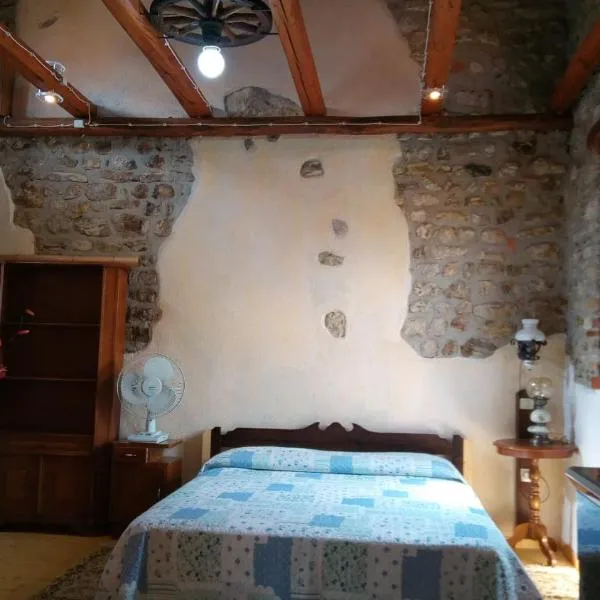 Il Borgo dei Laghi，位于雷维内拉戈的酒店