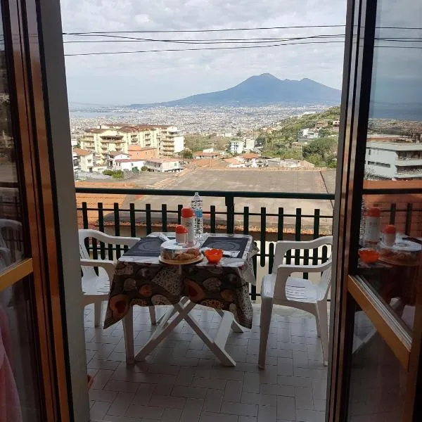 潘诺拉米卡住宿加早餐旅馆，位于Casola di Napoli的酒店