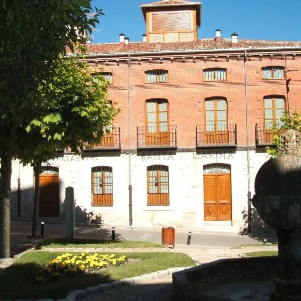 圣玛丽娜公寓式酒店，位于Zarzuela del Pinar的酒店