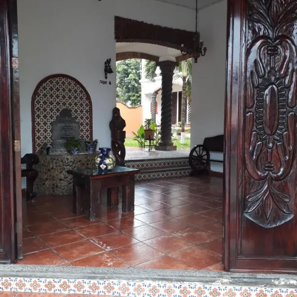 Hotel Villa Palmeras，位于Gutiérrez Zamora的酒店