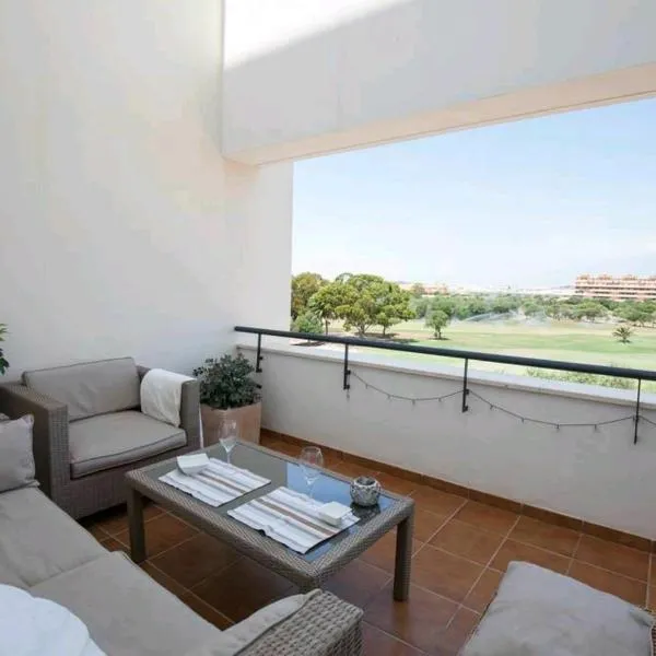 Playa Serena Mar y Golf gran terraza，位于滨海罗克塔斯的酒店
