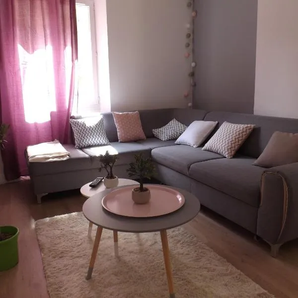 le COIN salonais，位于普罗旺斯地区萨隆的酒店
