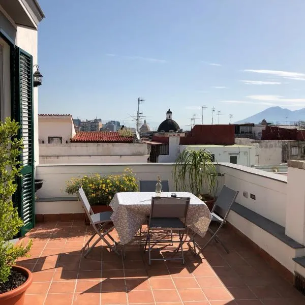Gregorius Diamerisma panoramic terrace，位于那不勒斯的酒店