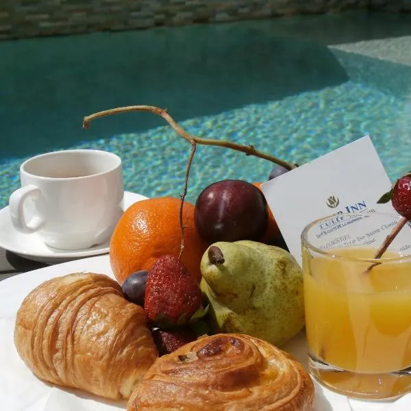 Tulip Inn Sainte Clotilde, La Réunion，位于圣丹尼斯的酒店