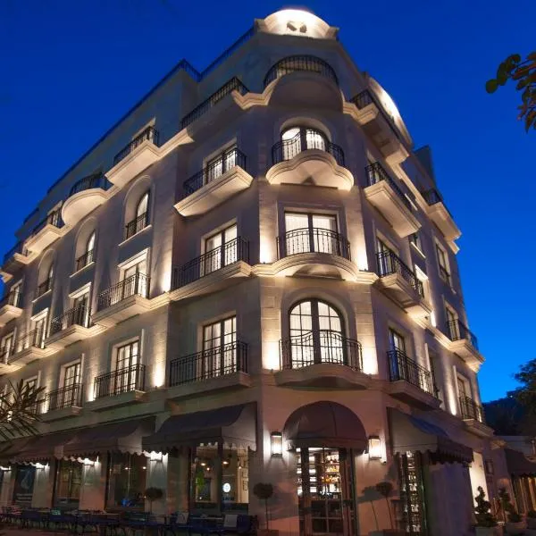 麦捷斯提科酒店，位于Rijeka Reževići的酒店