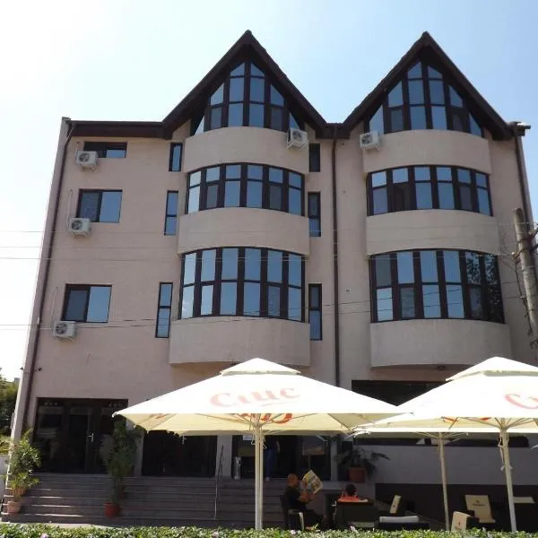 Pensiunea Belvedere，位于Bădoşi的酒店