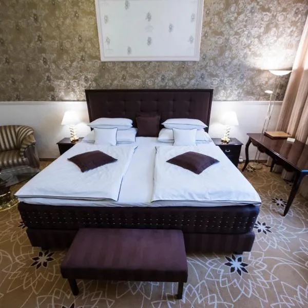 金色皇家精品酒店 & 温泉中心，位于Belža的酒店