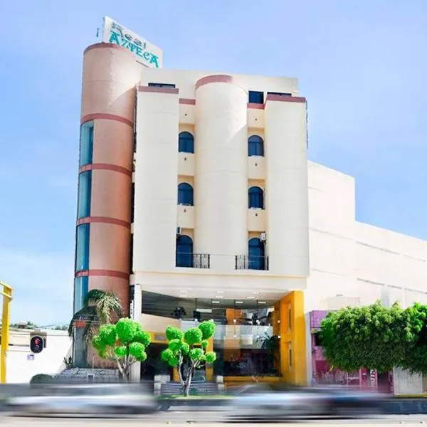 Hotel Real Azteca Boulevard，位于莱昂的酒店