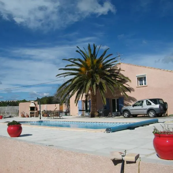 La piscine，位于Fitou的酒店