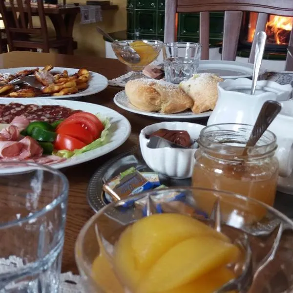 Merkež Guest House，位于Bistrica ob Sotli的酒店