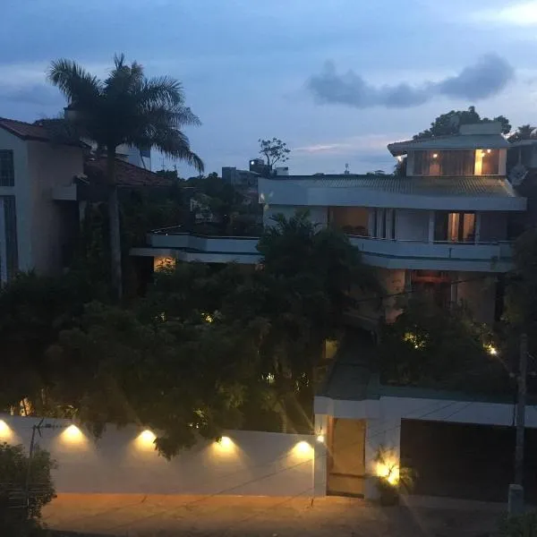 Silvikris Villa，位于Ratmalana South的酒店