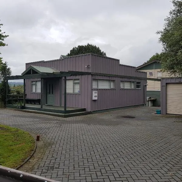 Central Taupo Townhouse，位于陶波的酒店