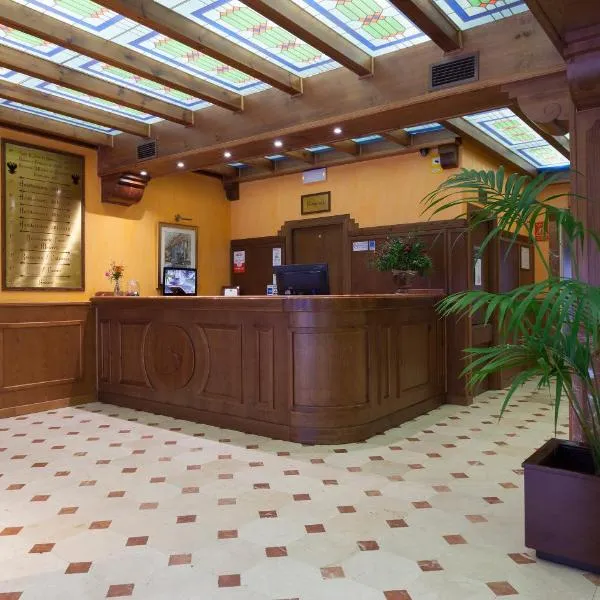 奧地利唐胡安阿果拉酒店，位于马德里的酒店