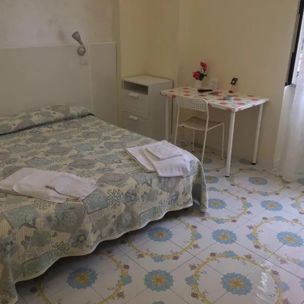 Albergo Oasi，位于那不勒斯的酒店