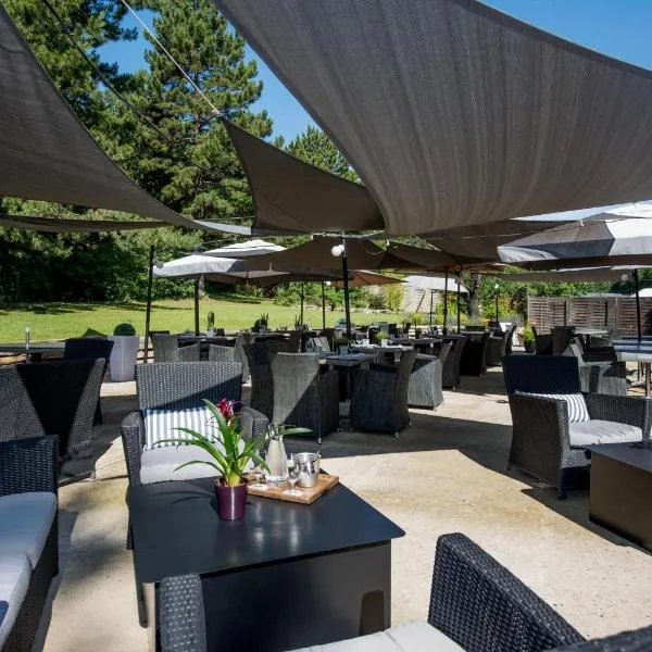 Logis Hôtel La Magnanerie - Côté Bistro，位于Châteauneuf-Val-Saint-Donat的酒店