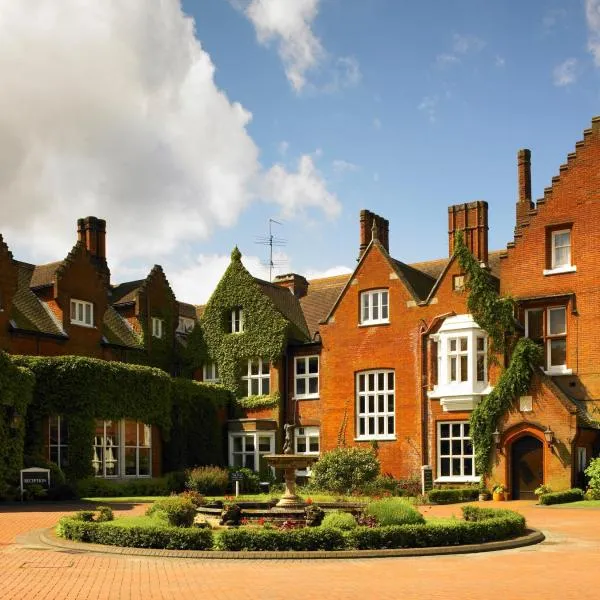 Sprowston Manor Hotel, Golf & Country Club，位于塔夫汉姆的酒店