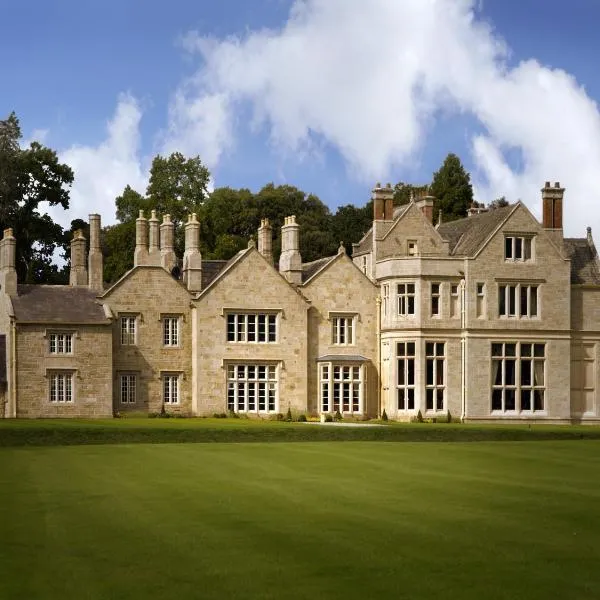 林恩湖城堡酒店，位于Castlefore的酒店