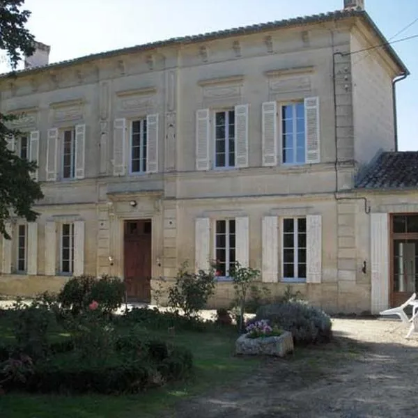奥莉莲斯之家住宿加早餐旅馆，位于Gardegan-et-Tourtirac的酒店