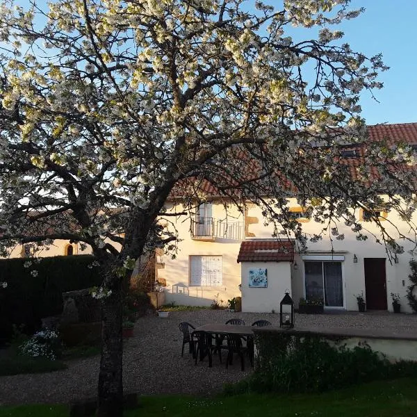 Escampette，位于Saint-Aubin-en-Charollais的酒店