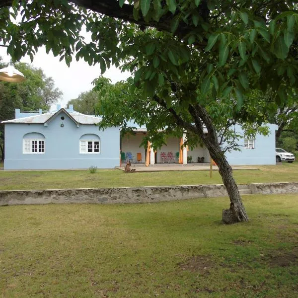 al otro lado del río，位于圣弗朗西斯科德尔蒙特蒙奥罗的酒店