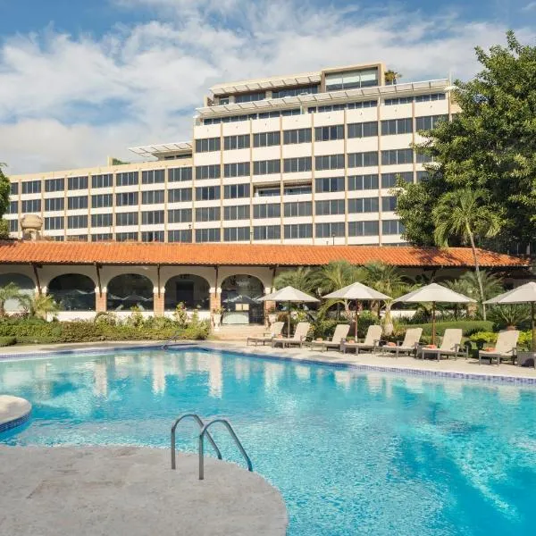 El Embajador, a Royal Hideaway Hotel，位于El Jobo de Mendoza的酒店