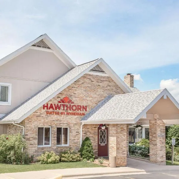 Hawthorn Extended Stay Hotel by Wyndham-Green Bay，位于De Pere的酒店