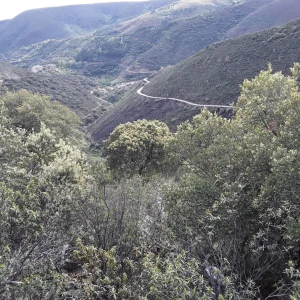 Casa Rural Costanilla，位于Santibáñez de la Sierra的酒店