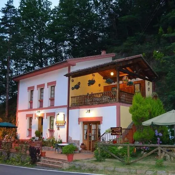 Casa Rural Priena，位于科瓦东加的酒店