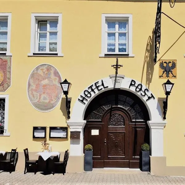 Garni Hotel Post，位于Röslau的酒店