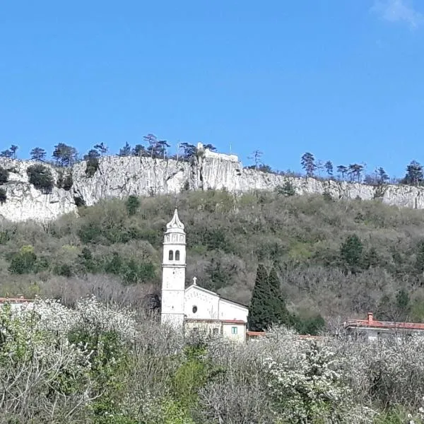 Relax in Črni Kal，位于Podgorje的酒店