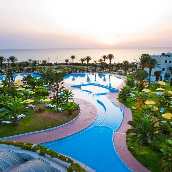 Mahdia Beach & Aqua Park，位于Al Baqāliţah的酒店