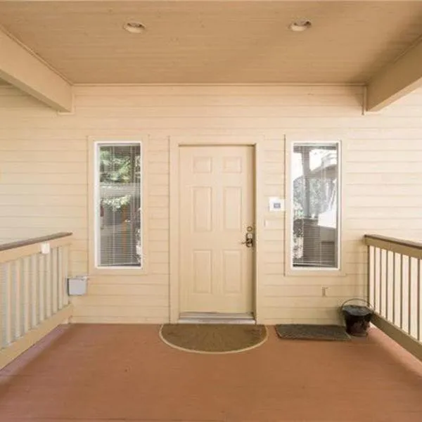 Pine Arbor Retreat，位于西优胜美地的酒店