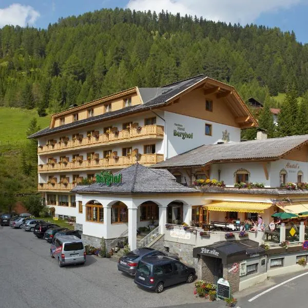 Hotel Berghof，位于茵聂科里姆斯的酒店