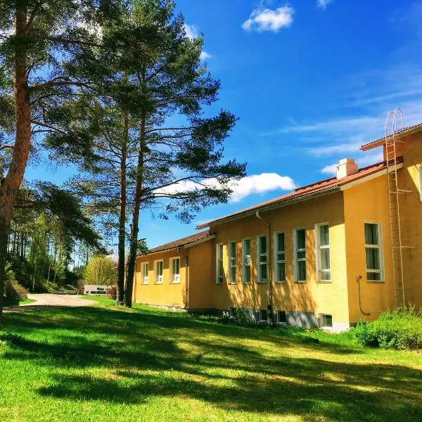 Hostel Vanha Koulu，位于Hostikka的酒店