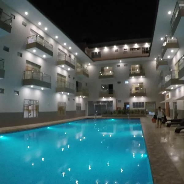 Águila Dorada Selva Hotel，位于普卡尔帕的酒店
