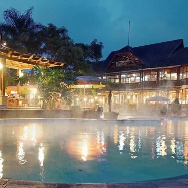 萨利阿特尔度假酒店，位于梳邦再也的酒店